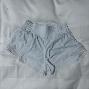 Lululemon Hotty hot 2.5” low rise